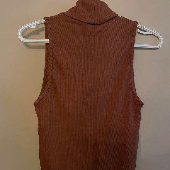 ZARA Cropped Sleeveless Turtleneck | Copper/Brown | Women’s Large - Picture 2 of 2
